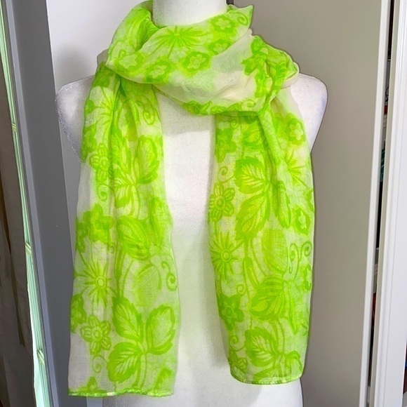Bright Green Floral Leaf Vine Whimsical Bohemian Artsy Scarf Lightweight Pretty - Picture 7 of 17